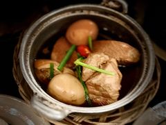 -Cuc Gach Quan Restaurant