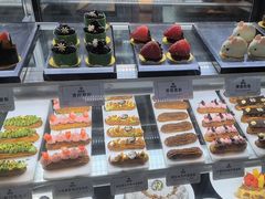 -雍容荟帝王蟹活龙虾展台自助(IFS黑金店)