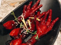 吮指鸡爪-桂满陇天书(南京德基旗舰店)