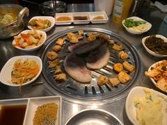 -韩聚屋韩国烤肉餐厅(新北万达店)