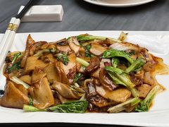 -蔼若春.传承三十年云南菜(金碧公园店)