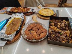 -老东镇啤酒屋海鲜加工·蒸汽海鲜·海鲜烧烤(台东店)