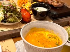 -Mark&Mars Restaurant