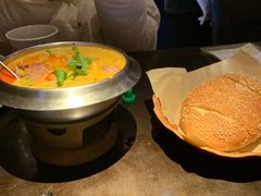 -大头虾越式风味餐厅(光明广场店)