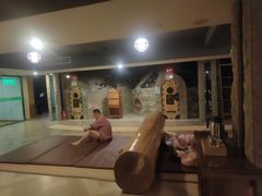 -绿岛汤泉韩式休闲会所