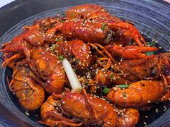 -肥肥虾庄·金牌油焖大虾(首义路店)