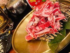 -臻牛烤肉