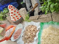 -四囍码头海鲜烧烤自助火锅(外滩南京东路悦荟广场店)