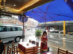 -谢老五跷脚牛肉·非遗传承店