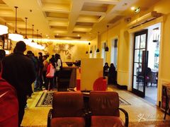 大堂-星巴克臻选(广州沙面店)