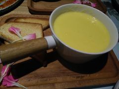 -麦甜创意轻食餐厅(西康路店)