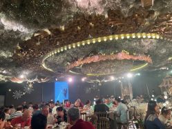 -花嫁丽舍婚礼殿堂(世博江景店)