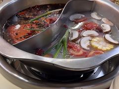 -李记称盘牛杂串串(广厦店)