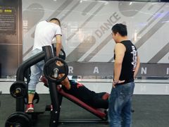 -迈动健身(酉阳店)