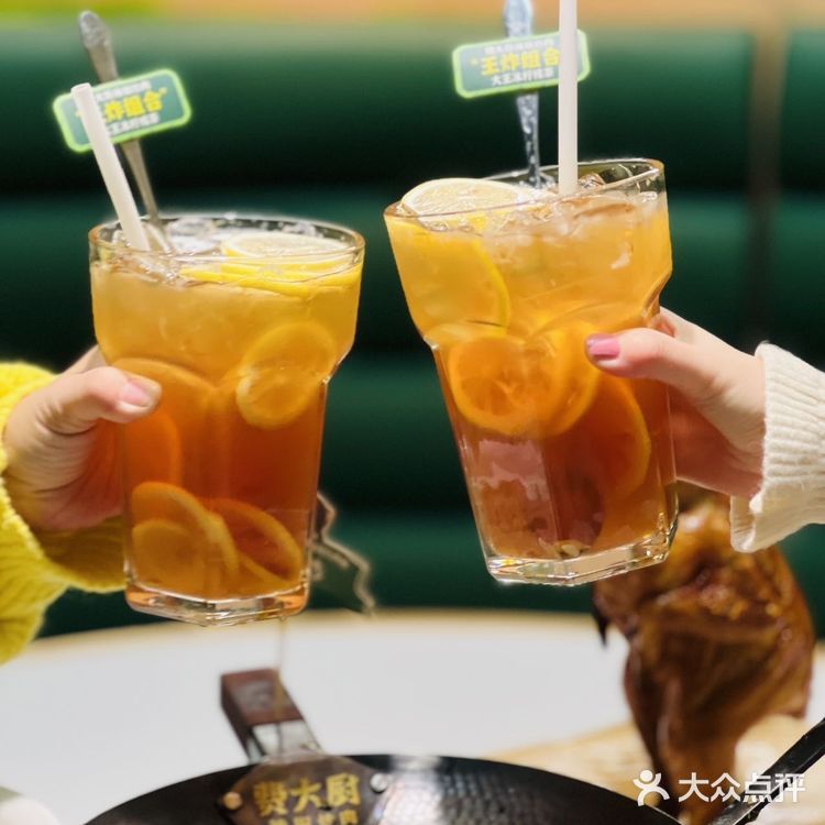吃到湖南本土的正宗湘菜啦，瞬间吹爆😘