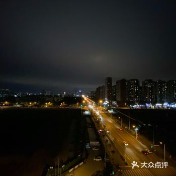 温江大学城又名成都大学城、金强大学城，2001年开始