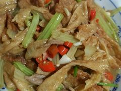 -铁头烧菜馆(立新路店)