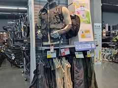 -迪卡侬(越秀公园店)
