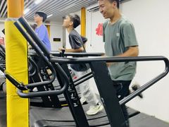 -超菲特健身工作室(晨月店)
