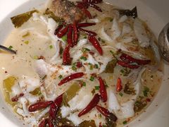 -江渔儿酸菜鱼·拔草餐厅(虎门君乐汇店)
