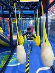 -反弹蹦床公园·亲子乐园·团建·派对(尚品奥莱店)