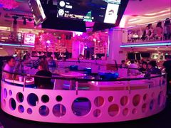 -巴特餐饮6加1音乐餐吧·新疆菜