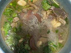 -老新隆牛肉锅贴(新街口店)