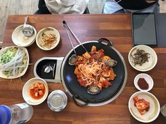 混合辣炒黑猪肉-城山辣炒黑猪肉