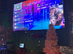 景观位-老五烧烤(盘金华府总店)