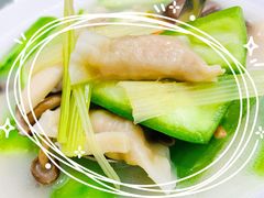 -龙悦湾酒家·八阵鱼生·渔人码头店