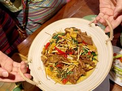 -雀舞云南菜(天津天河城购物中心店)