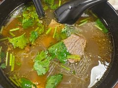 咖喱牛肉粉丝汤-舒蔡记生煎菜饭(云南中路店)