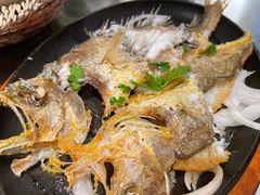 -潮界(LU·ONE凯德晶萃广场店)