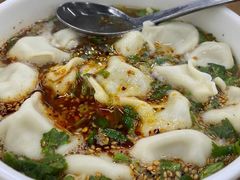 酸汤牛肉水饺-回坊马二饺子馆