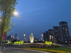 -人杰湖公园(地铁站)
