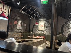 -叶派龙虾•招牌香辣蟹·海鲜(中海国际店)