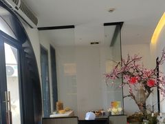 -荷塘秋月·本帮江浙菜(国权路店)