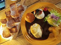 汉堡牛排-Cafe Alice咖啡爱丽丝(奥城店)