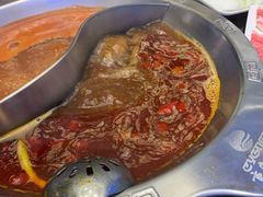 -重庆小天鹅火锅(中商广场店)