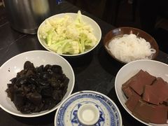-巴四老城区炭火蛙锅(张江店)