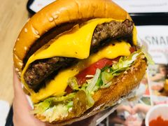 -The Habit Burger Grill 哈比特汉堡(爱琴海店)