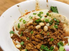 -周小波重庆小面·重庆名小吃(邹容路店)