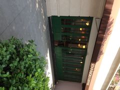 iphone_upload_pic-星巴克(武康路店)
