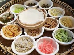 -包整·丝娃娃(一览甲秀楼风景店)