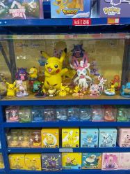 -逝水玩具折扣店