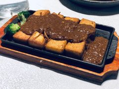 人气铁板肉汁煎豆腐-让我们见个面(祥云小镇店)