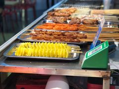 自助取餐区-憨憨熊美食广场(下沙宝龙广场店)