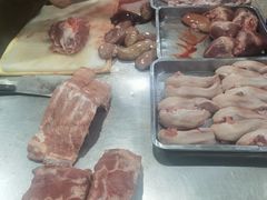 -标记美食新鲜猪杂(兴南大道店)