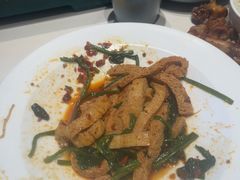 -老周家酱卤猪蹄私房菜(克拉玛依西街店)