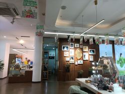 -十月日记高端孕妈妈摄影(黄金大厦店)